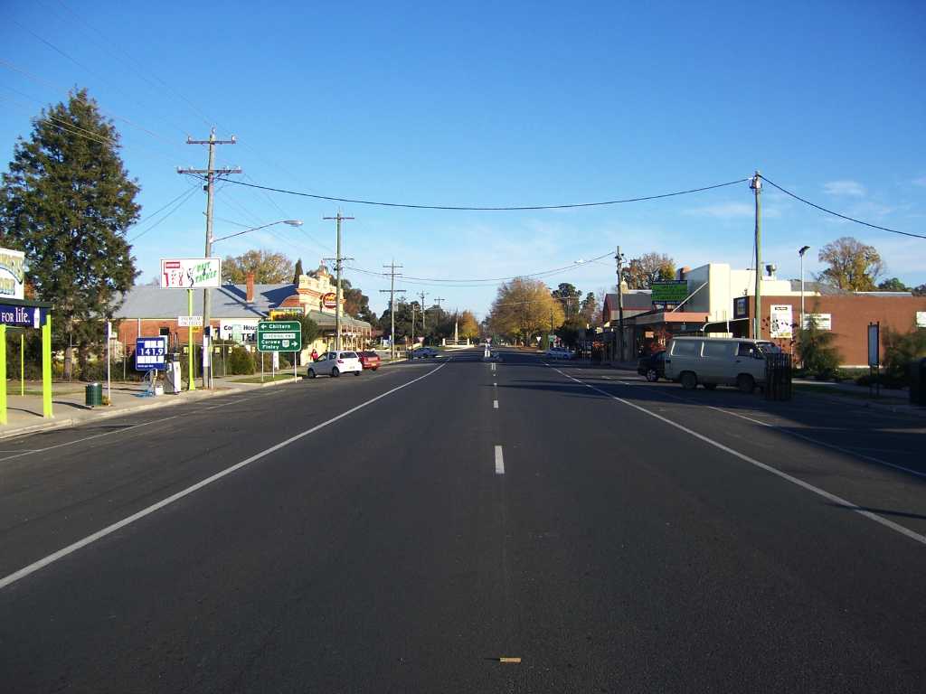 Hawkins Street looking towards tee-junction